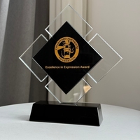 Trophée carré en verre de cristal ADL avec base noire de haute qualité avec logo personnalisé et prix en gros