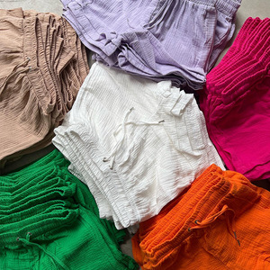 Completi casual da <span class=keywords><strong>donna</strong></span> taglie forti, set due pezzi con <span class=keywords><strong>camicia</strong></span> a maniche lunghe <span class=keywords><strong>e</strong></span> <span class=keywords><strong>pantaloncini</strong></span> sopra il ginocchio in tessuto a maglia tinta unita - Product Image 6