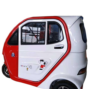 Triciclo Eléctrico 48 V Carrocería Cerrada 2 Plazas Uso de Pasajeros Para Transporte en el Hogar y la Escuela - Product Image 3