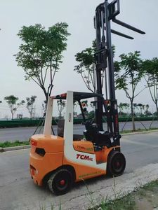 Small Tcm FD25 2.5 Ton Forklift Used Low <b>Hours</b> TCM 2500KG Capacity Diesel Forklift Truck - Product Image 3