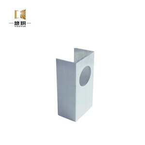 Fabricant de profilés <span class=keywords><strong>en</strong></span> <span class=keywords><strong>aluminium</strong></span> <span class=keywords><strong>sur</strong></span> <span class=keywords><strong>mesure</strong></span> 6061 6063 T4 T5 T6, extrusion personnalisée de profilés <span class=keywords><strong>en</strong></span> <span class=keywords><strong>aluminium</strong></span> <span class=keywords><strong>en</strong></span> forme de <span class=keywords><strong>U</strong></span> pour l'automobile - Product Image 4