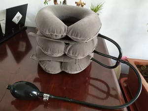 Estirador de cuello inflable de tracción <span class=keywords><strong>para</strong></span> el hogar, Collar de tres tubos de inflado rápido <span class=keywords><strong>para</strong></span> aliviar el dolor de cuello instantáneo - Product Image 6