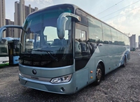 Autocar de tourisme de luxe d'occasion Youtong 65-70 places, presque neuf, pour longs trajets, avec toilettes intégrées et caméra de recul