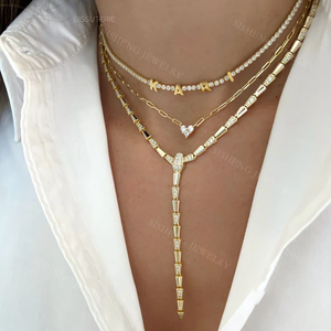 Collar Clásico y Delicado de Plata 925 con Corazón y Tres Piedras de Zirconia Estilo Clip - Product Image 2