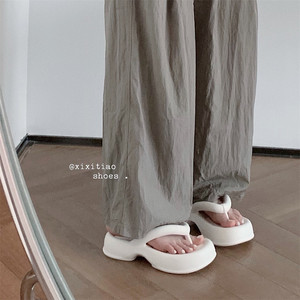 XIXITIAO Ciabatte Estive <span class=keywords><strong>da</strong></span> Donna con Suola Spessa, Tinta Unita, Stile Pillow Slides, per Vacanze e Spiaggia, Infradito alla Moda in EVA Cloud - Product Image 5