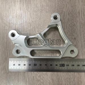 ขายึดจาน<span class=keywords><strong>เบรค</strong></span><span class=keywords><strong>แต่ง</strong></span>สำหรับรถมอเตอร์ไซค์ฮอนด้า บีท คลิก เจนิโอ สกูปปี้ <span class=keywords><strong>เวฟ</strong></span> <span class=keywords><strong>125</strong></span> ขายึดคาลิปเปอร์ CNC - Product Image 6