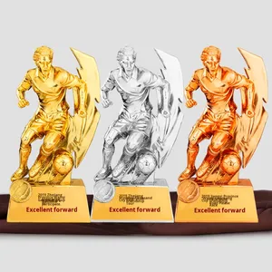 MVP Kidsren trofeo in resina da calcio placcato in oro eccezionale medaglia di riconoscimento del giocatore per centrocampista in avanti e marcatore difensore - Product Image 1