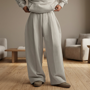 Pantalones Deportivos Y33 de Diseño Ecológico, Tejido Orgánico Plegado, 520GSM, Holgados, de Cintura Alta, Pierna Ancha, Estilo Cargo, Color Taupe Ahumado - Product Image 2