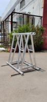 Structure de scène triangulaire pliable portable 580x760mm en alliage d'aluminium léger, système d'assemblage rapide pour DJ et expositions