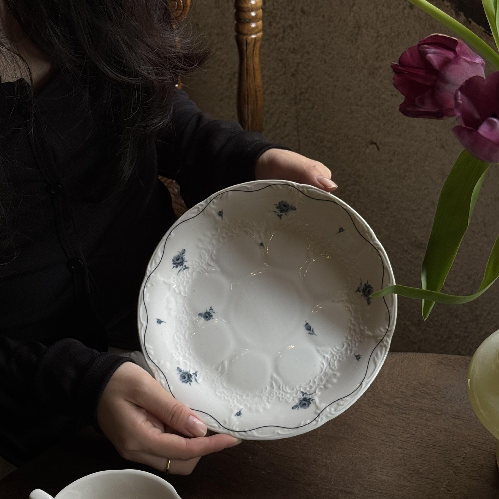 Blue Little Rose 8-inch plate 20.5*2