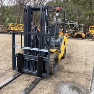 Montacargas Komatsu FD30 de 3 Toneladas, Marca Japonesa, Montacargas Komatsu Usado de Segunda Mano de 3 Toneladas en Venta - Product Image 2