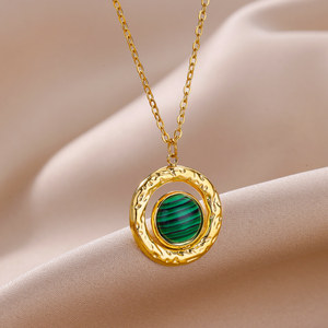 Collar de Acero Inoxidable con Baño de Oro de 18k y Turquesa Incrustada, Estilo Retro Europeo y Americano, Cadena para Clavícula con Personalidad Elegante - Product Image 3