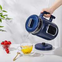 Bouilloire électrique multifonction en verre et plastique bleu avec infuseur pour tisanes, thés aux fleurs et eau bouillante