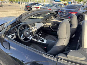 2011 Z4 SDrive30i 2 ประตู เปิดประทุน เบาะหนัง กล้องมองหลัง พวงมาลัยซ้าย ไฟหน้า LED ซันรูฟ จอสัมผัส III 8 - Product Image 4