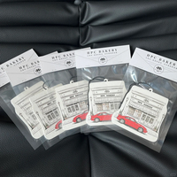 Cartes de diffusion personnalisées Cartes parfumées de personnalisation Feuilles de logo d'aromathérapie de voiture à suspendre Étiquettes personnalisées à suspendre