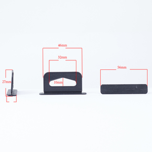 Móc Treo Lỗ Châu Âu Bằng Nhựa Màu Đen Móc Hộp Hàng Hóa - Product Image 1