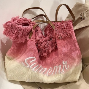 กระเป๋าผ้ามีพู่สำหรับผู้หญิงกระเป๋าสะพายไหล่ชายหาดผ้าฝ้ายแคนวาสสีไล่ระดับสีสำหรับฤดูร้อนโลโก้แบบกำหนดเอง - Product Image 3