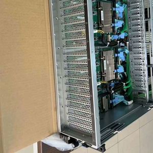 SR675 V3 พร้อม ThinkSystem EPYC 9224 8SFF 940-8i 1800W มีสินค้าในสต็อก เซิร์ฟเวอร์แบบแร็ค SR675 V3 3U - Product Image 6