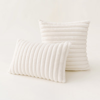 Housse de coussin en fausse fourrure de lapin verticale multicolore, douce et luxueuse, pour la décoration de la maison, du canapé et de la chambre à coucher