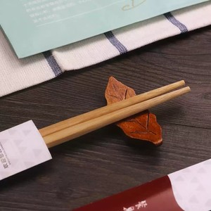 Baguettes jetables écologiques de style japonais, non toxiques et inoffensives, en bambou, <span class=keywords><strong>à</strong></span> usage unique pour les restaurants - Product Image 2