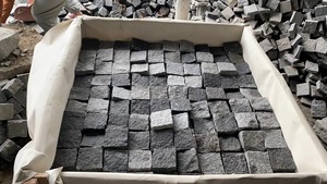 <span class=keywords><strong>Granit</strong></span> gris bon marché G654 <span class=keywords><strong>granit</strong></span> foncé naturel fendu de <span class=keywords><strong>10</strong></span>*<span class=keywords><strong>10</strong></span>*5cm pour les pavés extérieurs - Product Image 6