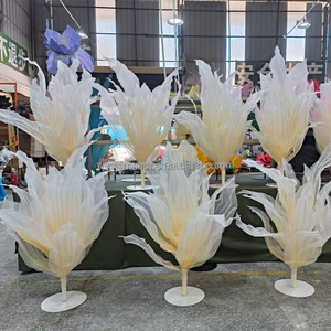 Decorazione per Eventi con Fiori Giganti in Organza Color Champagne, Centrotavola per Feste, Supporto per Fiori Decorativo - Product Image 4