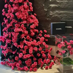 Black and Red Roses Preserved Waterfall Floyd Shopping Mall Beauty Display Internet Celebrity Check-in Flower Wall Arrangement