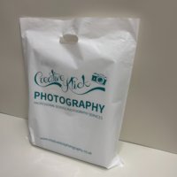 Sacs de transport de marchandises personnalisés avec logo blanc pour les petites entreprises de vêtements S M L