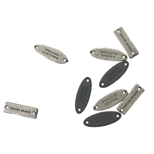 Hình Chữ Nhật Hình Dạng Hình Bầu Dục Khắc Tấm Tag Dập Nổi Kim Loại May Trên Tùy Chỉnh Quần Áo Nhãn Cho Hàng May Mặc - Product Image 3