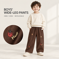 Celana Panjang Anak Laki-Laki Warna Cokelat Model Straight Leg dengan Motif Kartun Kecil, Pinggang Elastis, Saku Samping, dan Ujung Terbuka