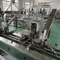 Équipement de traitement automatique de la crème pour sandwichs et biscuits en acier inoxydable de qualité alimentaire, machine à sandwichs pour biscuits