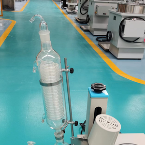Évaporateur rotatif sous vide industriel <span class=keywords><strong>d</strong></span>'huiles essentielles bon marché 1L - Product Image 3
