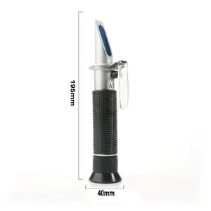 Réfractomètre clinique à trois échelles pour animaux Instrument vétérinaire pour tester la gravité spécifique des protéines sériques et de l'urine chez les chiens et les chats - Product Image 1