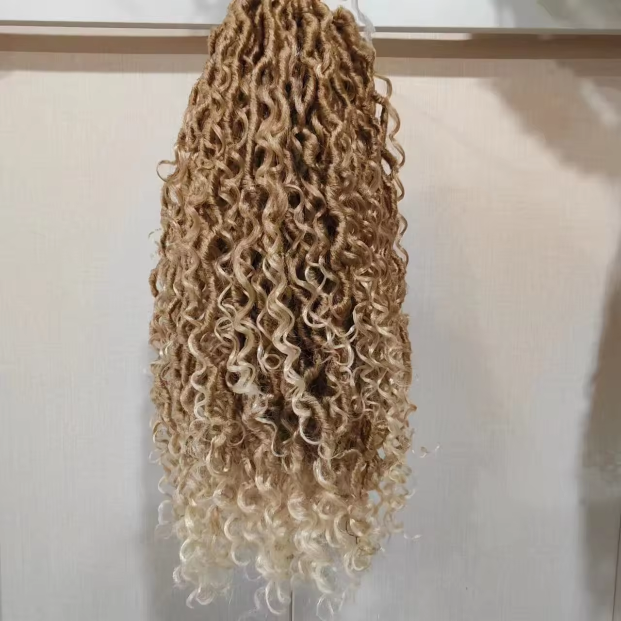 Concubina con treccia sporca 27-613