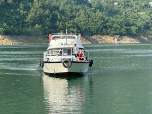 Bateau de passagers en aluminium Grandsea 18,8 m/62 pieds, 50 places, bateau de tourisme, ferry pour lacs et rivières, à vendre - Product Image 4