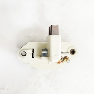 Profissional BF4M1013 Regulador De Tensão 01183202 - Product Image 5