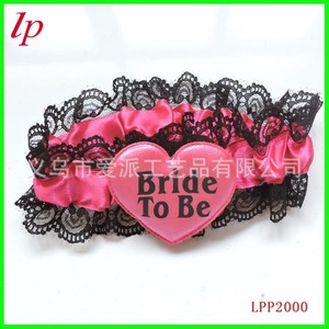 Chauffe-jambes en dentelle pour future mariée, motif cœur, rose et noir, pour enterrement de vie de jeune fille, avec jarretière LPP2000 - Product Image 1