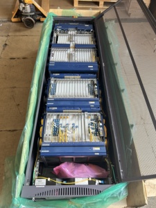 Équipement de transmission optique OTN DWDM OSN 8800 T32 OSN8800 - Product Image 4