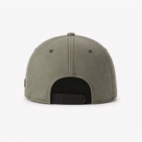 Casquette de baseball ajustable en sergé imperméable à 6 panneaux avec patch latéral en cuir et logo personnalisé – Vente en gros