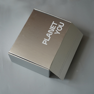 Custom <b>HOT</b> Luxury Magnetic Gift Box Packaging Ribbon Handle Folding Magnetic Closure Gift Boxes - Product Image 6