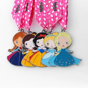 Médaille d'école de course filles mignonnes de dessin animé princesse de dessin animé médailles en alliage de Zinc drôle personnalisé Logo récompense fabricant médaille