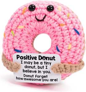 Peluche artisanale en crochet en forme de donut, adorable, inspirante, en tissu, pour un soutien énergétique positif, petit cadeau textile - Product Image 1