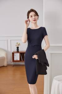 Novo Design Vestido Longo Rosa de Verão ODM OEM Elegante para Mulheres, Roupa de Trabalho Simples e Generosa, Conjunto Formal - Product Image 2