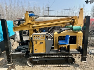 Crawler-Mobility 300m Máquina perforadora de pozos de agua profunda Equipo de petróleo de la plataforma de perforación minera de fábrica - Product Image 4