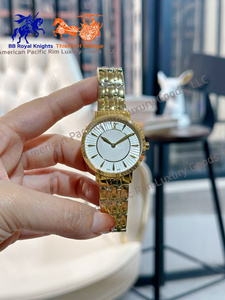Montre à quartz carrée pour femme, entièrement sertie de diamants, avec calendrier, modèle tendance et très demandé, idéale comme cadeau original. - Product Image 4