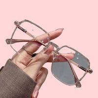 Lunettes de lecture unisexe tendance à grande monture carrée anti-lumière bleue, montures optiques polyvalentes pour le maquillage et l'amincissement du visage