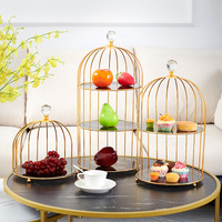 Moderne Vogelkäfig-Kuchenständer-Sets mit 2- oder 3-stufigem Goldmetallrahmen und Glasspiegelböden