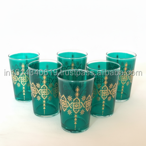 Verres à liqueur de style marocain pour le thé Design élégant et unique pour siroter du thé - Product Image 1