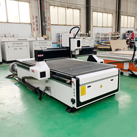 Máquina enrutadora CNC para carpintería de acrílico MDF de 3 ejes 1325 con husillo de aire 1325 3D enrutador de madera Alucobond de 3 ejes