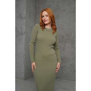 Vestido ajustado de punto acanalado color caqui con cuello redondo, cintura natural, transpirable, de manga larga y longitud media para uso diario informal. - Product Image 2